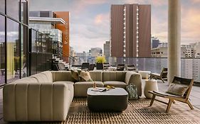 Hotel Monroe - Downtown Montreal